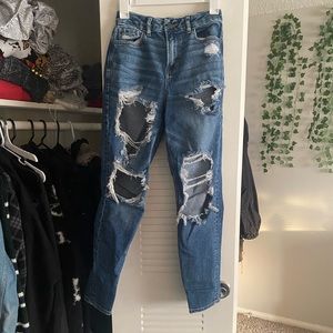 American Eagle. Curvy mom jeans